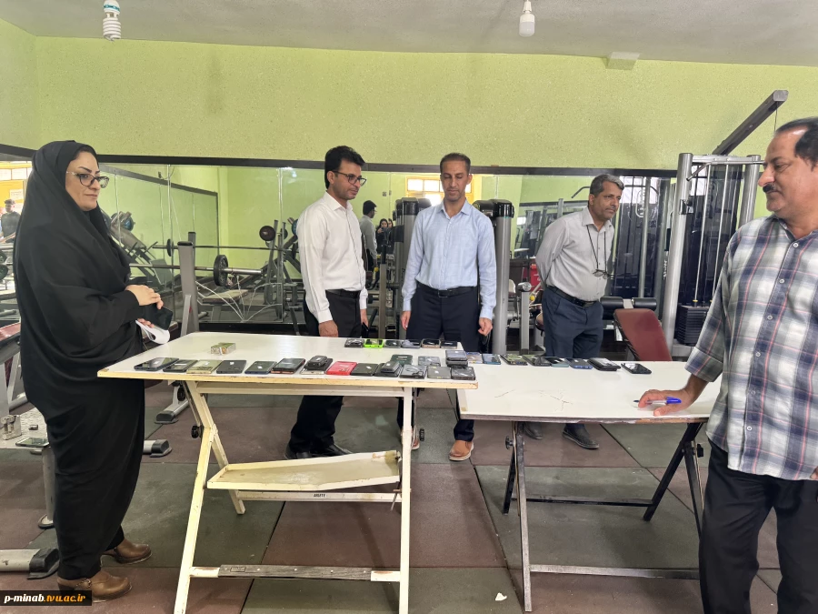 بازدید سرپرست دانشگاه ملی مهارت استان هرمزگان از روند برگزاری امتحانات 7