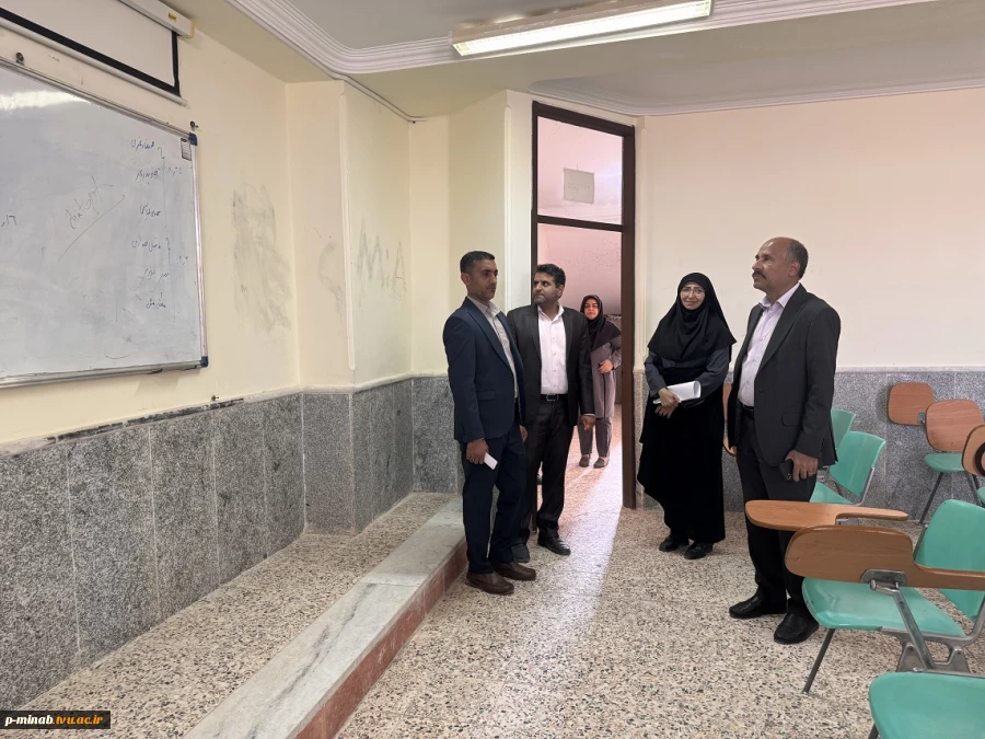  بازدید نماینده محترم مجلس از آموزشکده ملی مهارت میناب 7