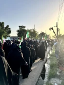 برگزاری مراسم علم گردانی در اربعین رهبر شهید و شهدای دانش آموز مدرسه شجره طیبه میناب 5