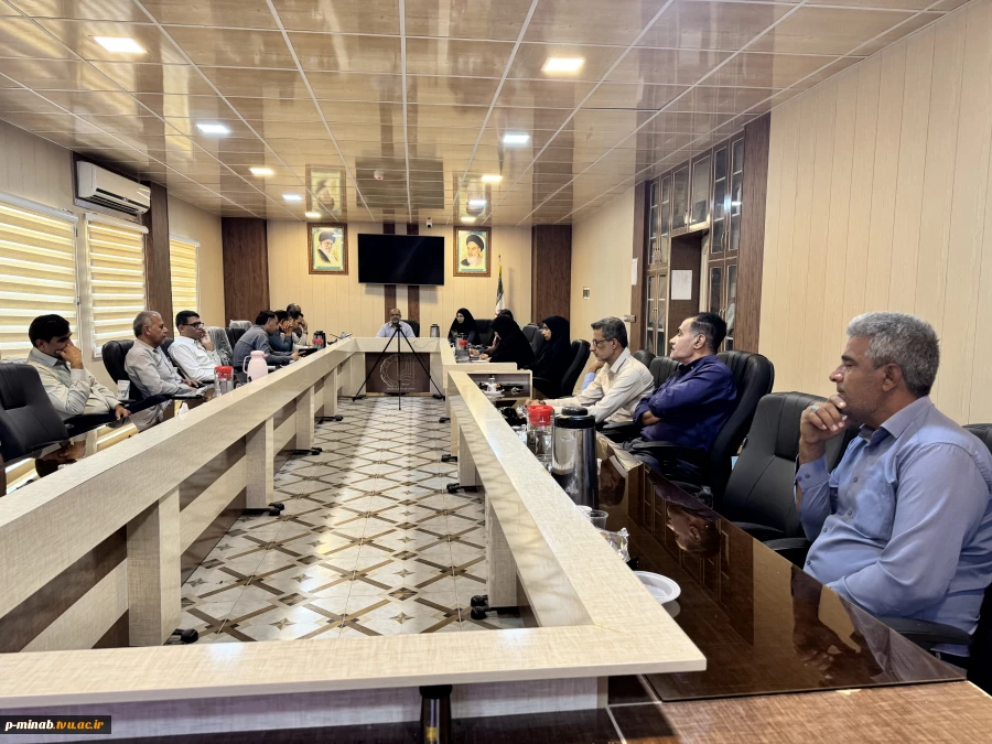 برگزاری وبینار مقاومت و پایداری از جنگ تحمیلی ۸ ساله تا جنگ تحمیلی رمضان  3